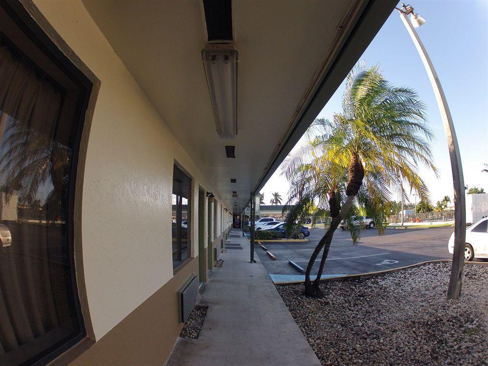 Budget Host Inn Florida City Exterior foto