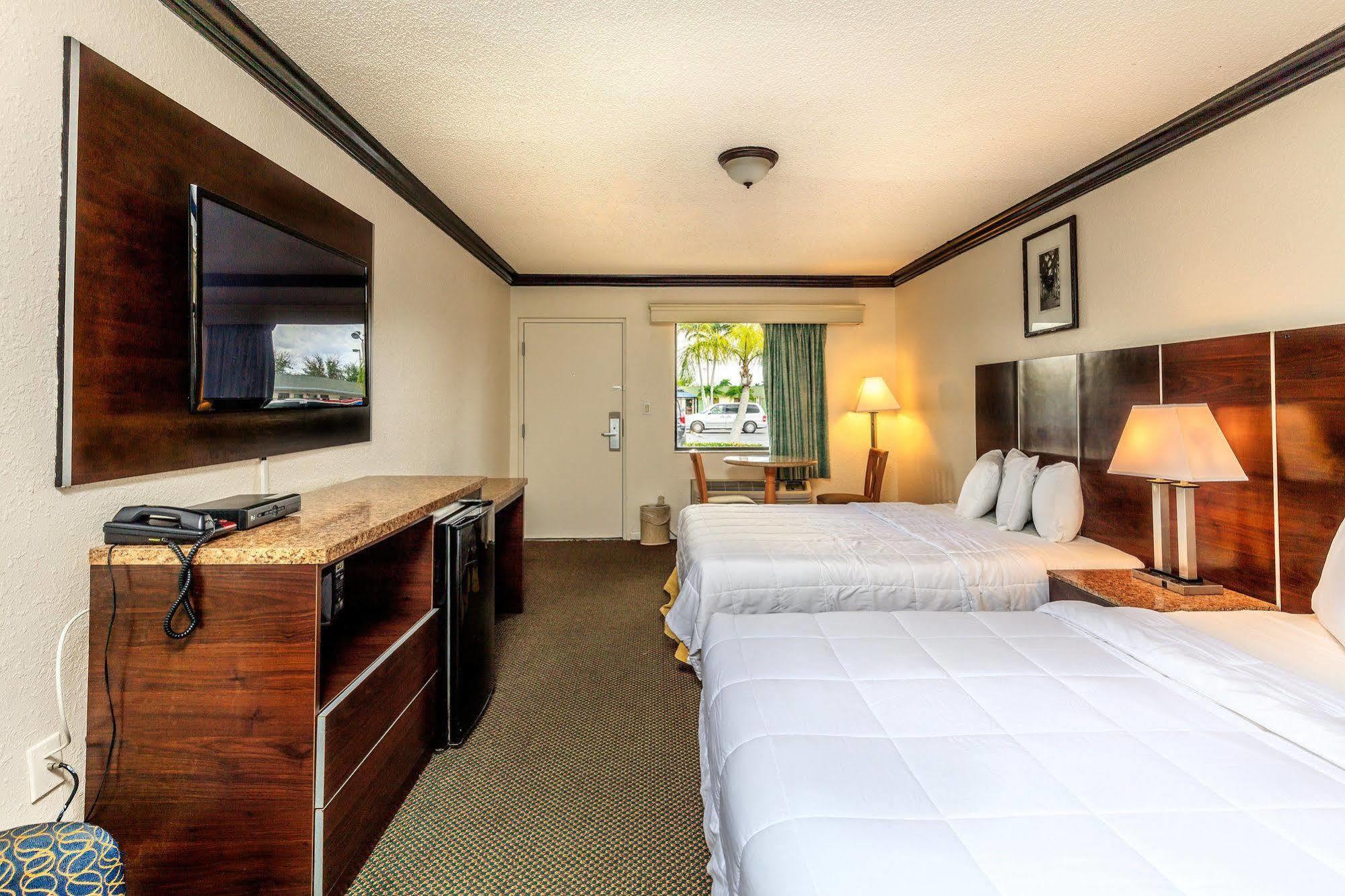 Budget Host Inn Florida City Exterior foto